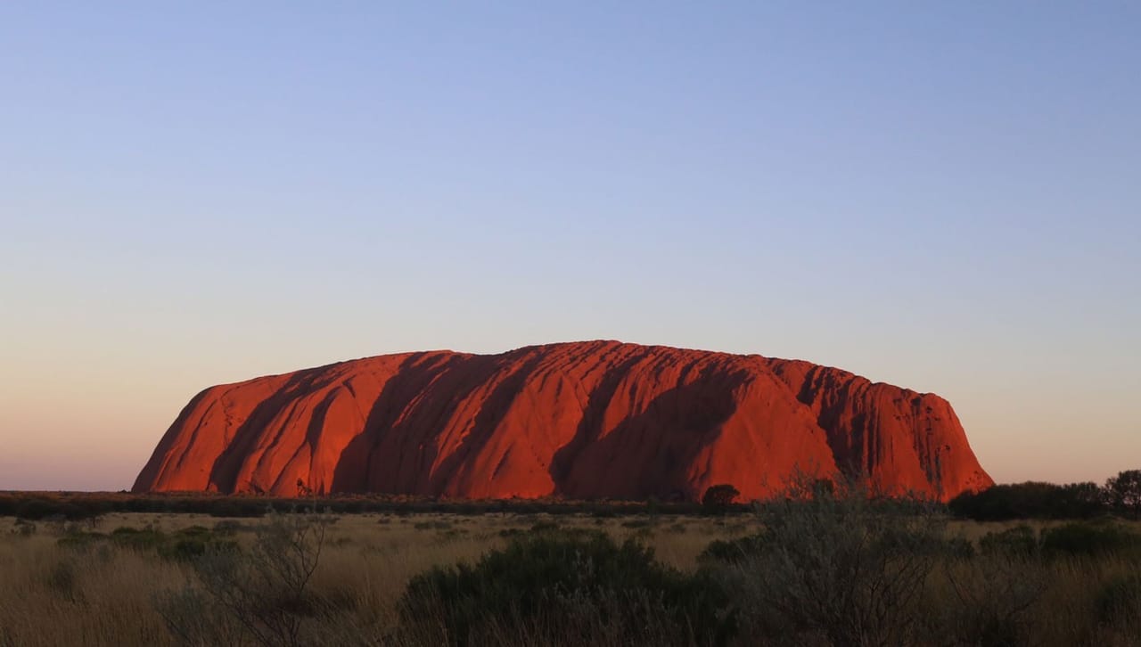 Estudiante de grado en Australia Uluru de Australia